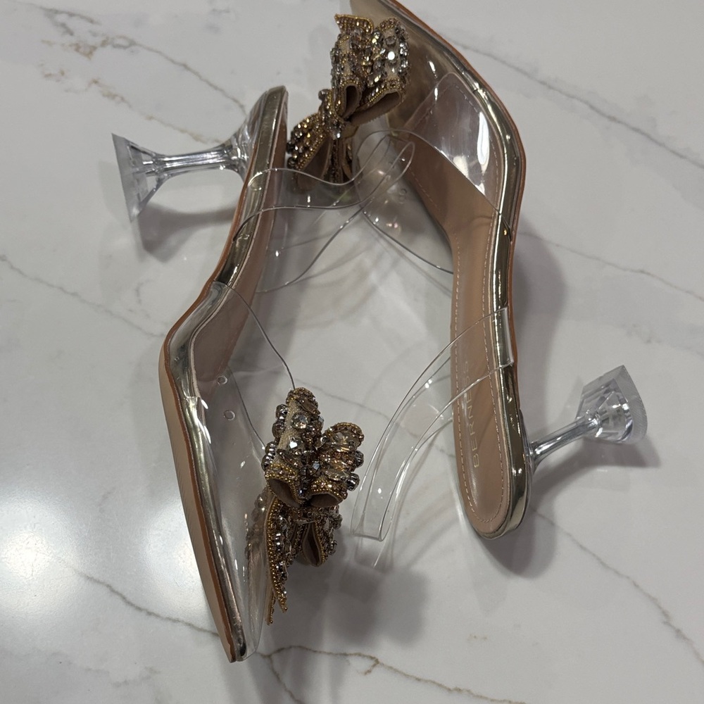 Crystal Bow Clear Mule in Gold - Picture 13 of 15